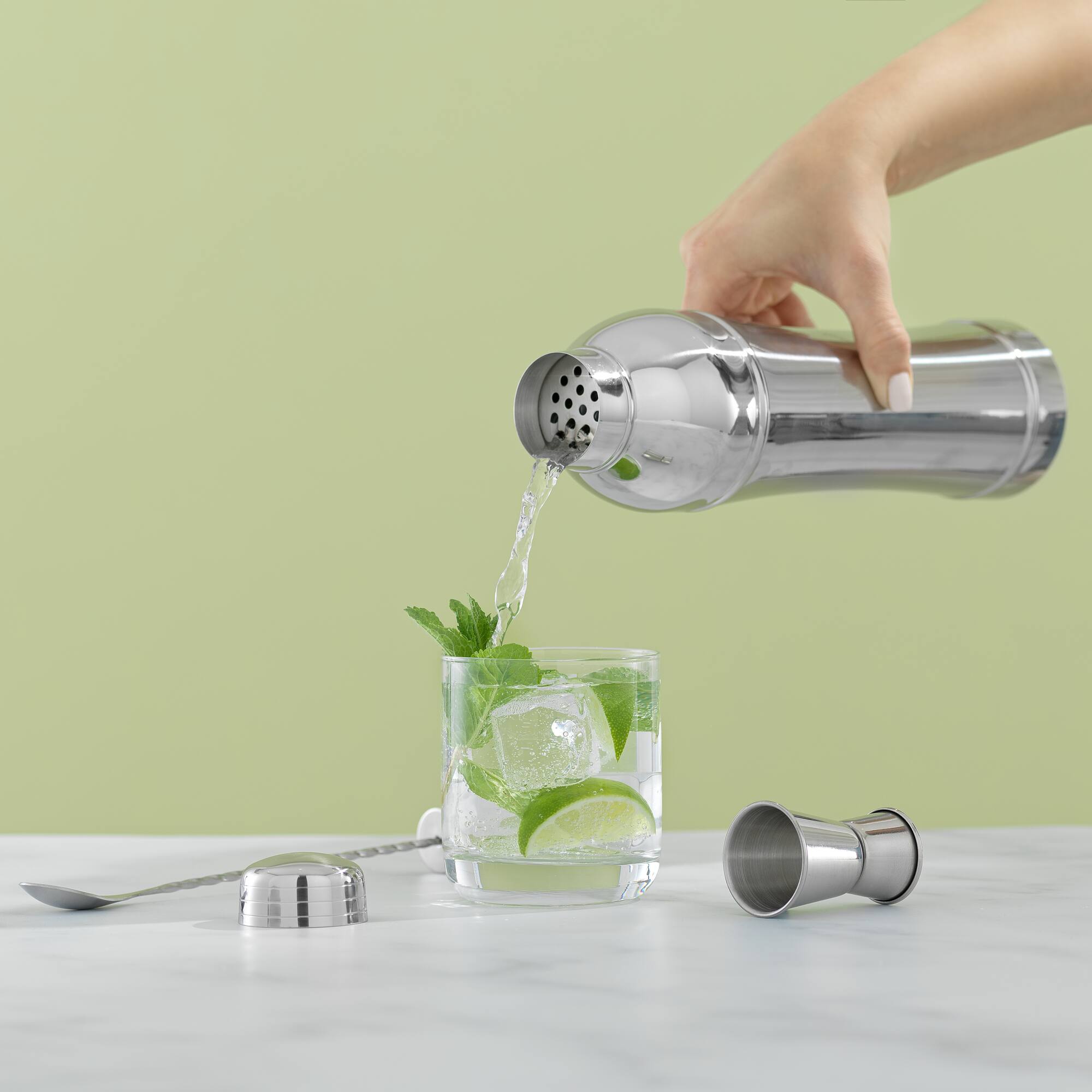 JoyJolt® 24oz. Cocktail Shaker Drink Mixer Set